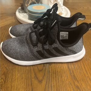 Adidas Cloudfoam Comfort Sneakers